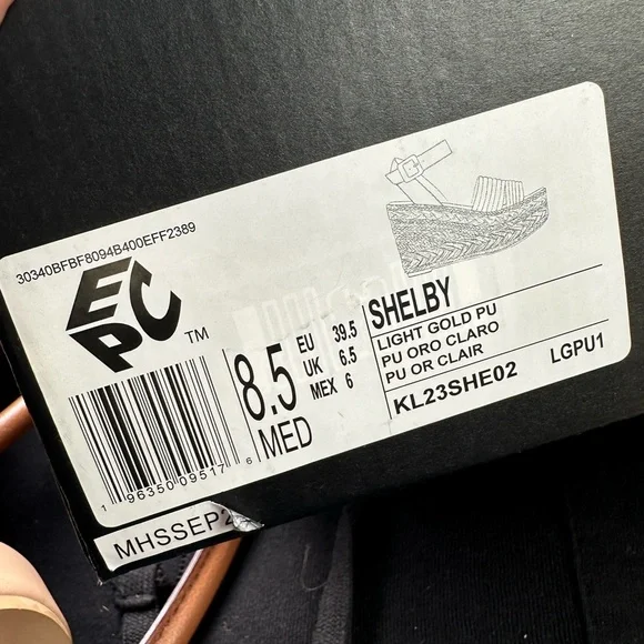 Kenneth Cole Reaction Gold Tan Wedge Espadrilles - Picture 2 of 4